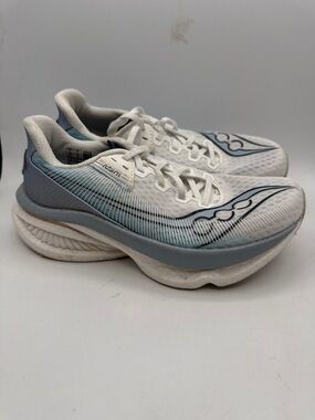 Saucony ENDORPHIN AZURA Women’s 7.5 White & Light Blue Mesh Running S7